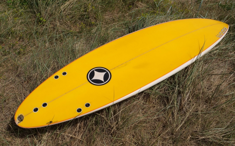 Die Unterseite des Surfboards